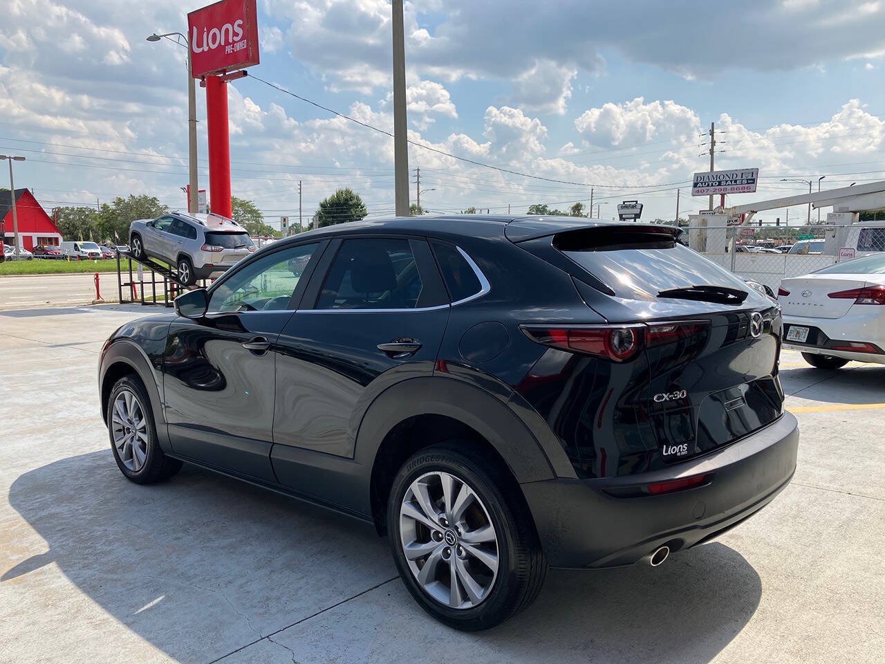 Used 2021 MAZDA CX-30 FWD 2.5 S w/ Select Package image 3