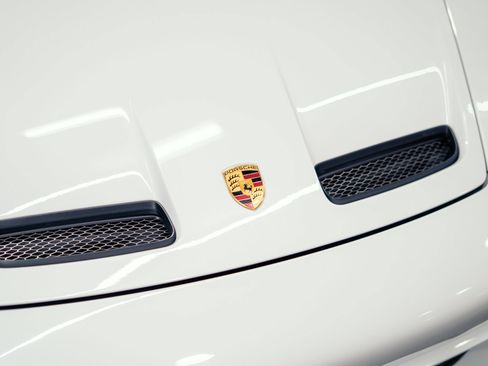 Used 2023 Porsche 911 GT3 RWD image 24