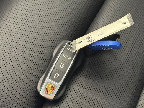 Used 2025 Porsche Taycan RWD image 24