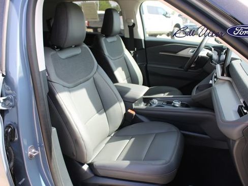 New 2026 Ford Explorer Active w/ Active Comfort Package RWD image 7