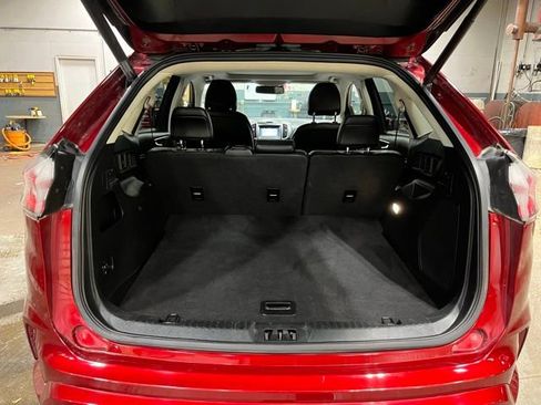 Used 2019 Ford Edge Titanium w/ Equipment Group 301A image 11