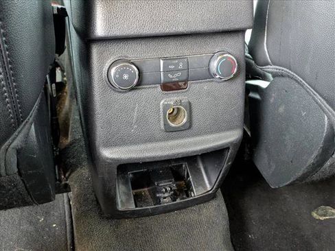 Used 2018 Ford Explorer XLT w/ Equipment Group 202A image 17