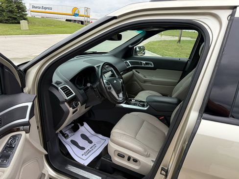 Used 2011 Ford Explorer Limited w/ 302A Rapid Spec Order Code image 16