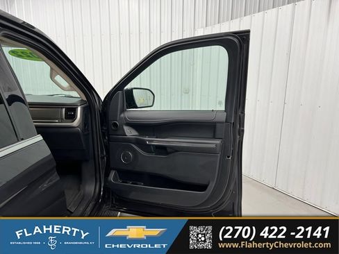 Used 2022 Ford Expedition XLT AWD/4WD image 14
