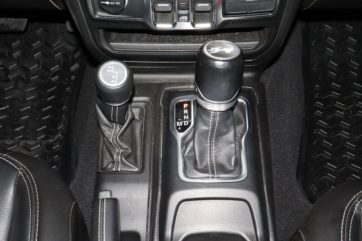 Used 2021 Jeep Wrangler Unlimited Sahara AWD/4WD image 27