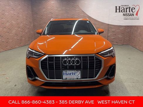 Used 2023 Audi Q3 2.0T Premium image 2