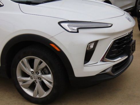 Used 2024 Buick Encore GX Preferred image 5