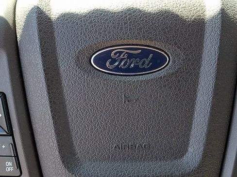 Used 2012 Ford F150 Lariat w/ Lariat Chrome Pkg image 19