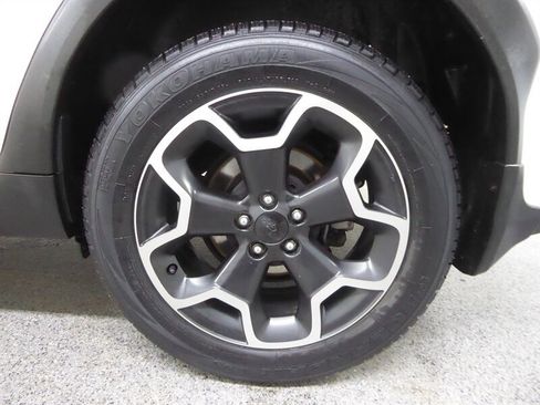 Used 2015 Subaru Crosstrek 2.0i Premium image 34