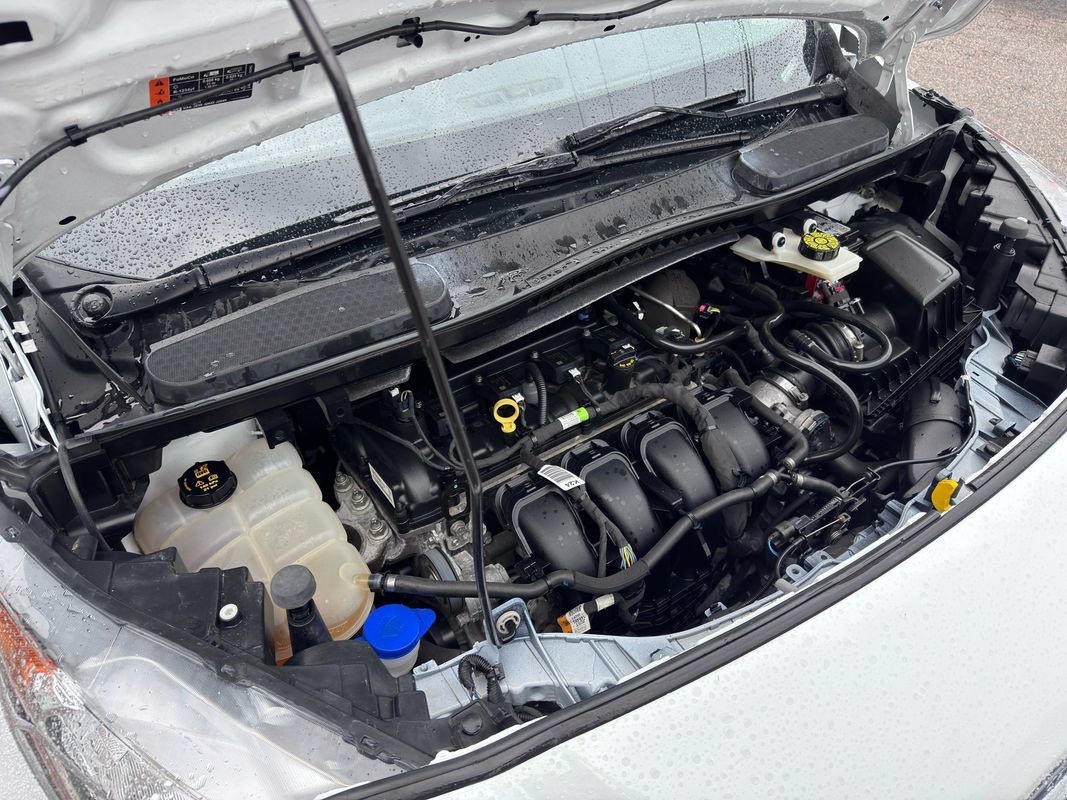 Used 2023 Ford Transit Connect XL FWD image 42