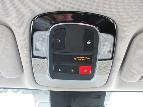 Used 2022 Hyundai Sonata SEL image 17