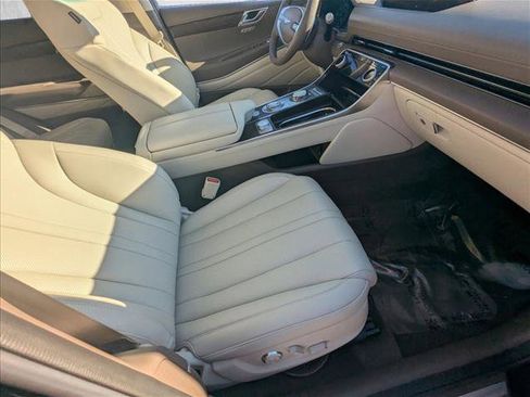 Used 2023 Genesis GV80 3.5T image 22