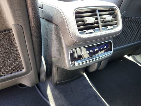 New 2026 Mercedes-Benz GLS 450 4MATIC image 12