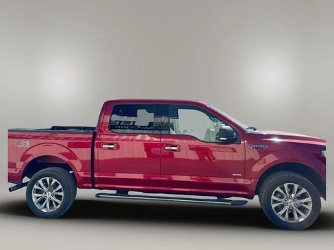 Used 2017 Ford F150 XLT w/ Equipment Group 302A Luxury AWD/4WD image 6