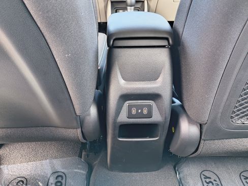 New 2026 Hyundai Venue SEL FWD image 14