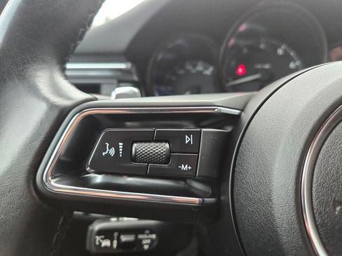 Used 2024 Porsche Macan image 28