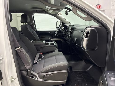 Used 2017 Chevrolet Silverado 1500 LT w/ All Star Edition AWD/4WD image 38