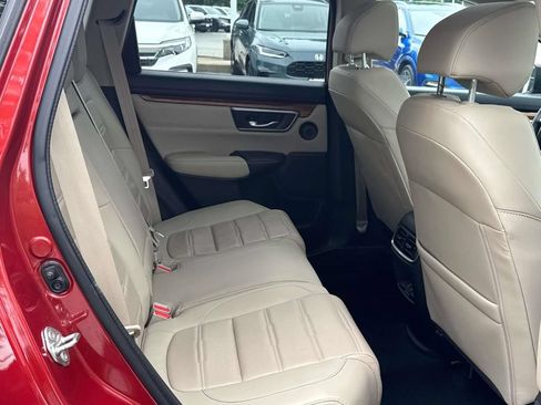 Used 2018 Honda CR-V Touring image 19