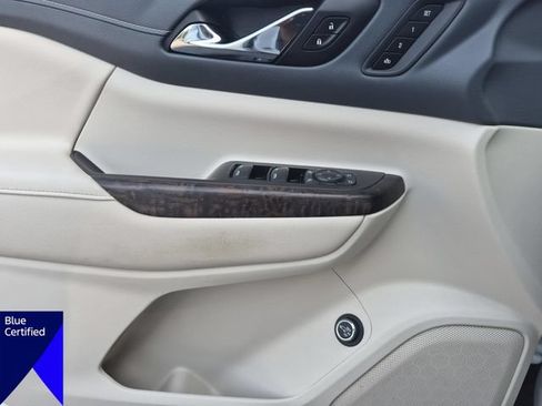 Used 2020 GMC Acadia Denali FWD image 12
