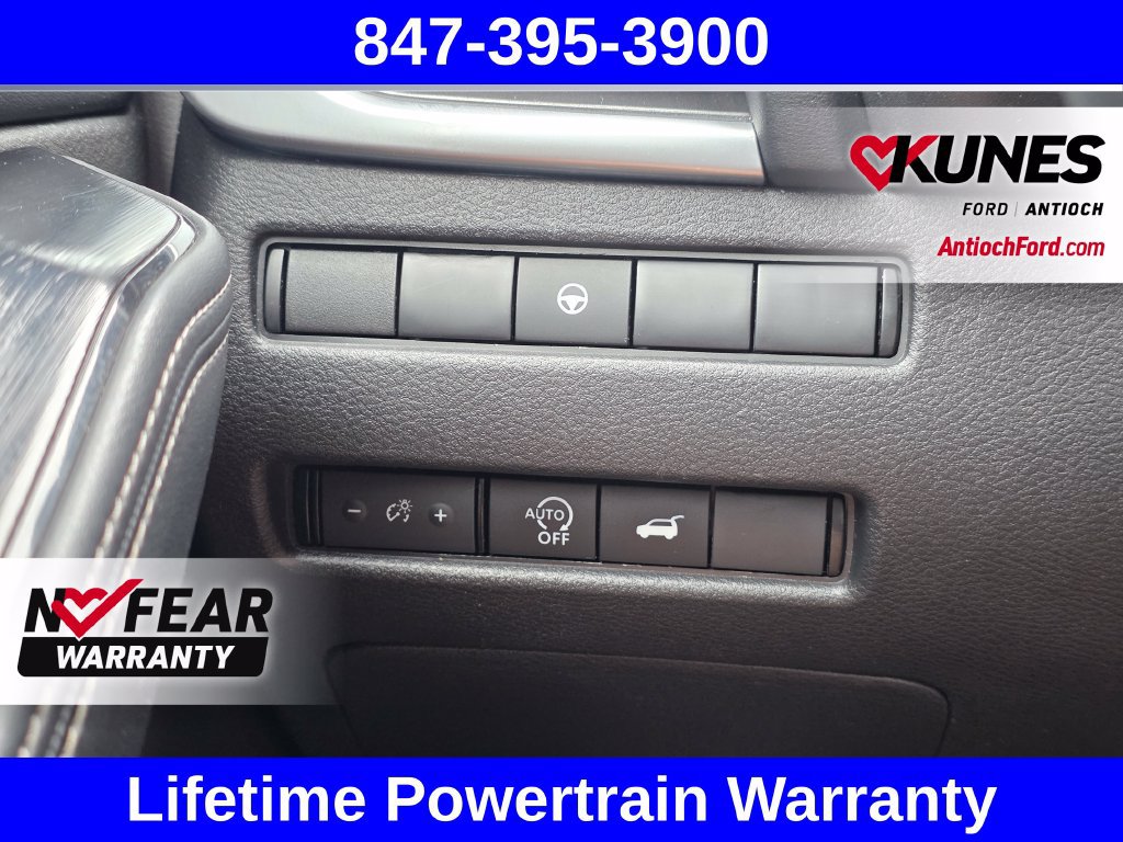 Used 2025 Nissan Rogue SV FWD image 45