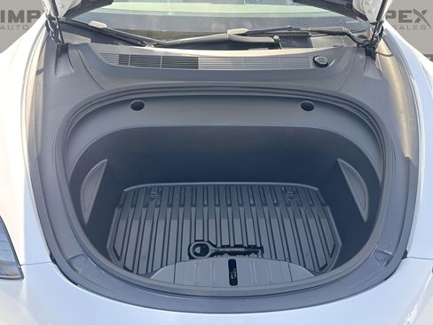 Used 2023 Tesla Model 3 Performance image 37