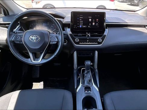Used 2023 Toyota Corolla Cross LE FWD image 15