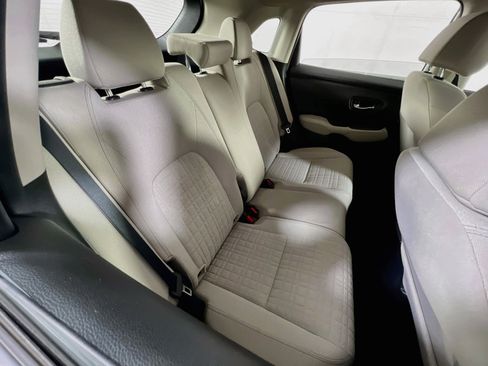 Used 2023 Honda HR-V LX image 24