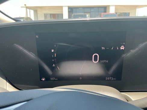 Used 2025 Buick Encore GX Preferred w/ Comfort Package FWD image 14