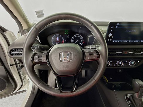 Certified 2024 Honda HR-V EX-L image 11