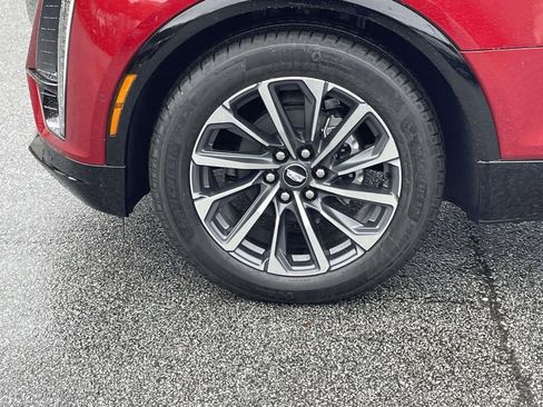 New 2026 Cadillac Lyriq Sport image 9