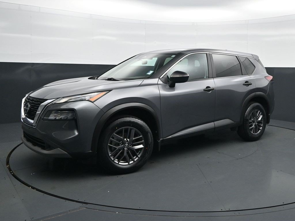 Used 2023 Nissan Rogue S AWD/4WD image 7