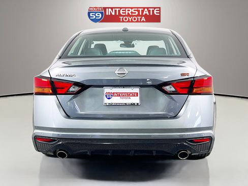 Used 2025 Nissan Altima 2.5 SR image 6