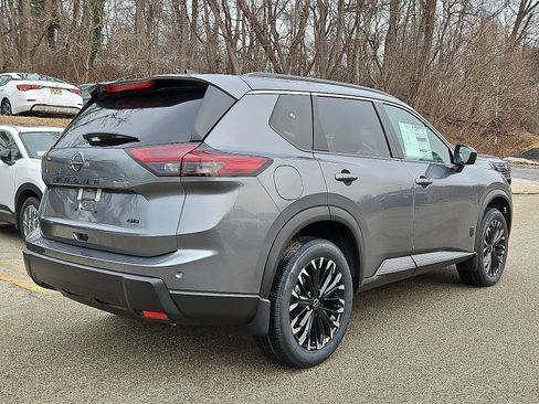 New 2026 Nissan Rogue SV image 6