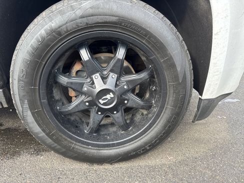 Used 2020 GMC Yukon XL SLT w/ HD Trailering Package image 28