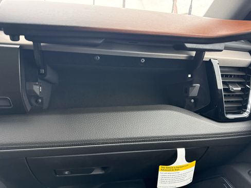 New 2025 GMC Sierra 2500 Denali w/ Denali Reserve Package image 25