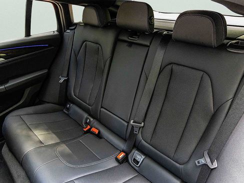 Used 2024 BMW X4 xDrive30i w/ Parking Assistance Package image 23