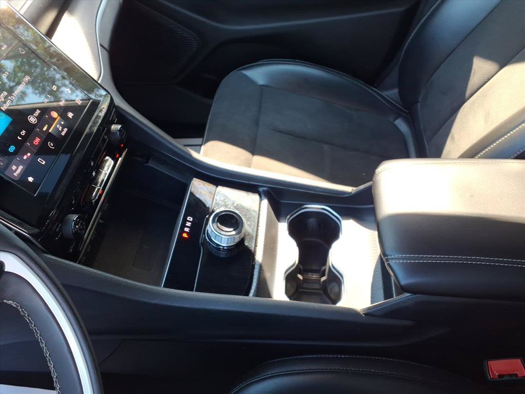 Used 2024 Jeep Grand Cherokee L Laredo AWD/4WD image 14