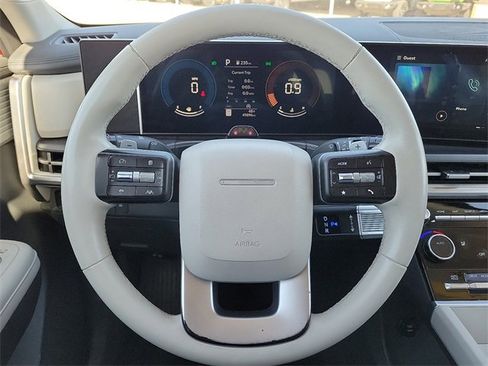 Used 2024 Hyundai Santa Fe SEL image 19