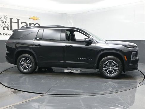 New 2026 Chevrolet Traverse LT w/ Driver Confidence Package image 28