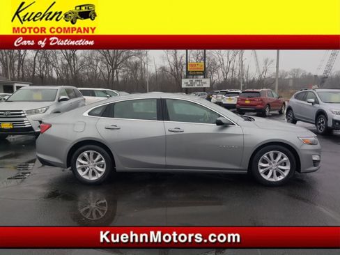 Used 2024 Chevrolet Malibu LT FWD image 1