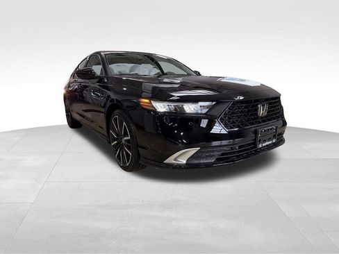 New 2026 Honda Accord Touring image 2