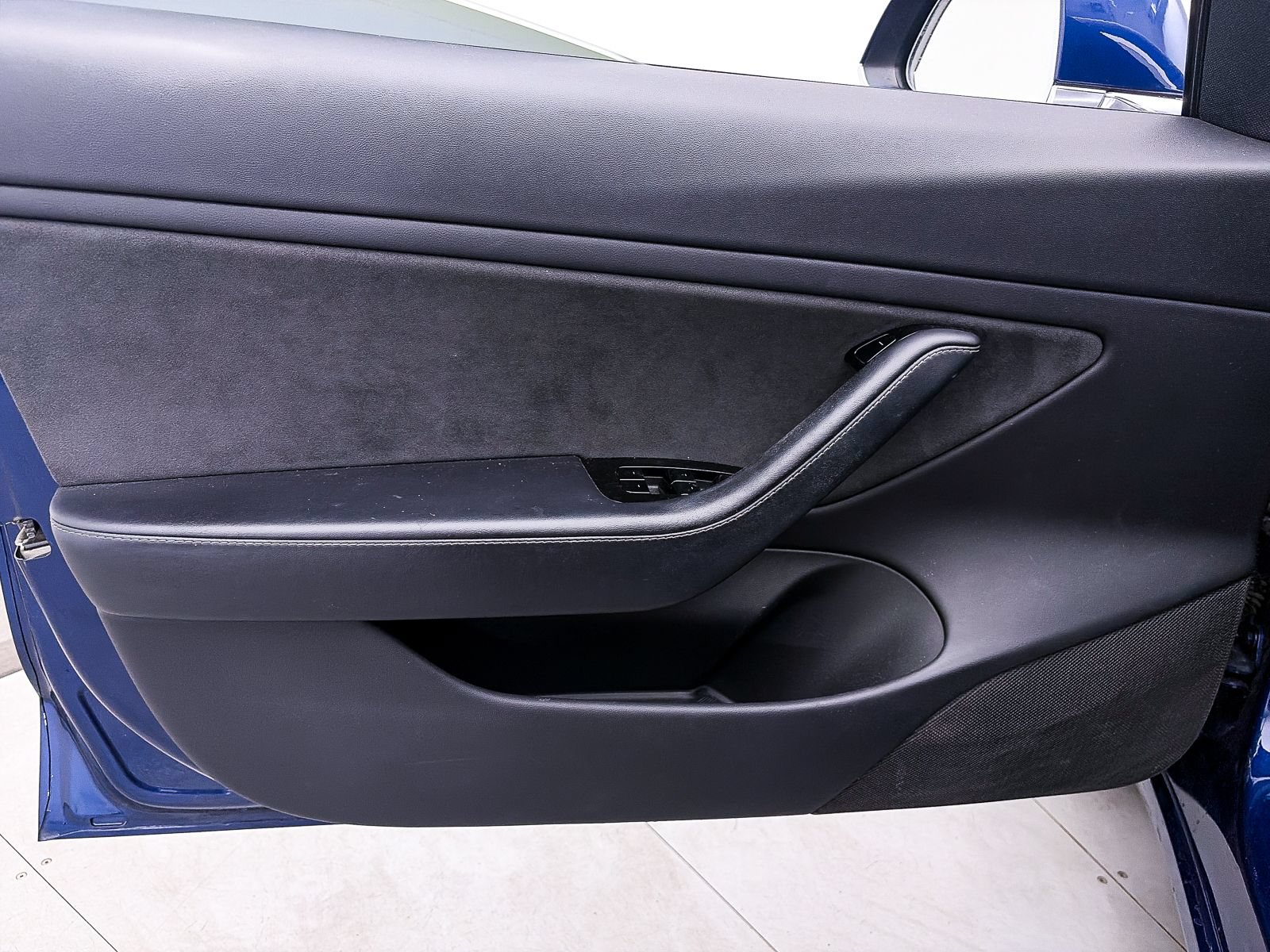 Used 2018 Tesla Model 3 RWD image 14