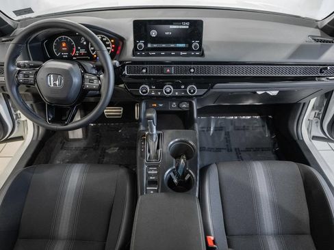 Used 2024 Honda Civic Sport image 16