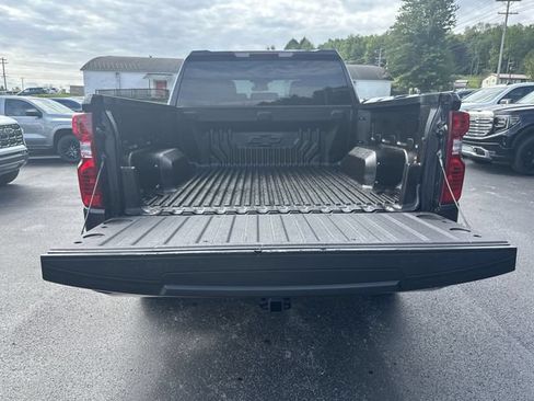 Used 2023 Chevrolet Silverado 1500 LT AWD/4WD image 22