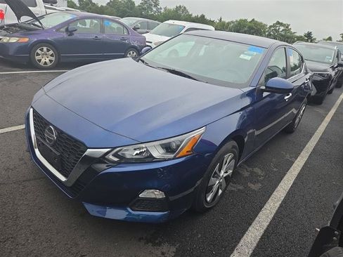 Used 2020 Nissan Altima 2.5 S AWD/4WD image 4
