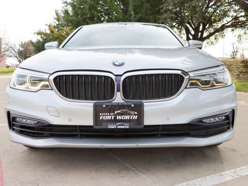 Used 2017 BMW 540i xDrive AWD/4WD image 2