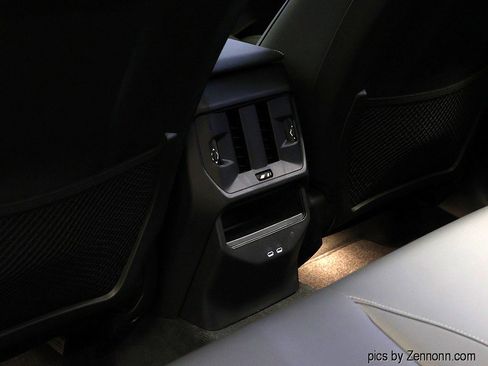 Used 2025 BMW X3 xDrive30i image 14