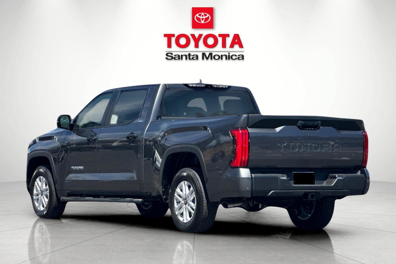 New 2026 Toyota Tundra SR5 w/ SR5 Convenience Package RWD image 5