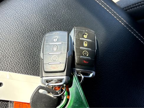 Used 2021 RAM 1500 Big Horn image 33