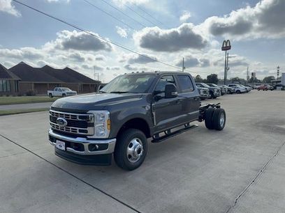 New 2026 Ford F350 XL w/ XL Chrome Package